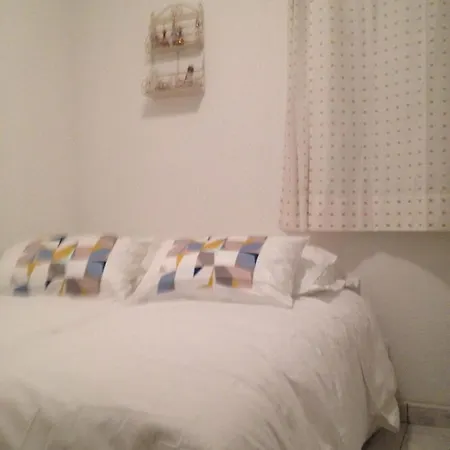 Le Cap D'agde Sleeps 4 Prázdninový dům