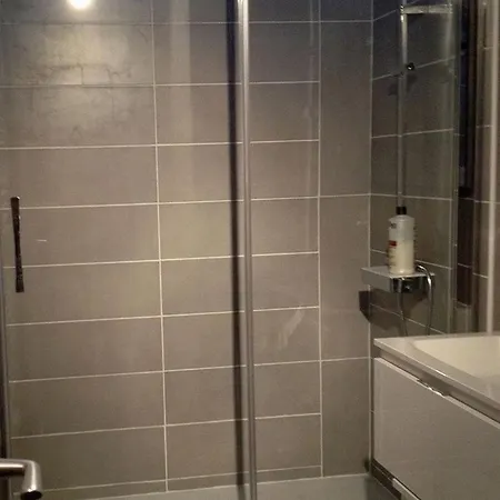 Le Cap D'agde Sleeps 4 Prázdninový dům